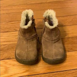 Stride Rite suede fur lined toddler boots
